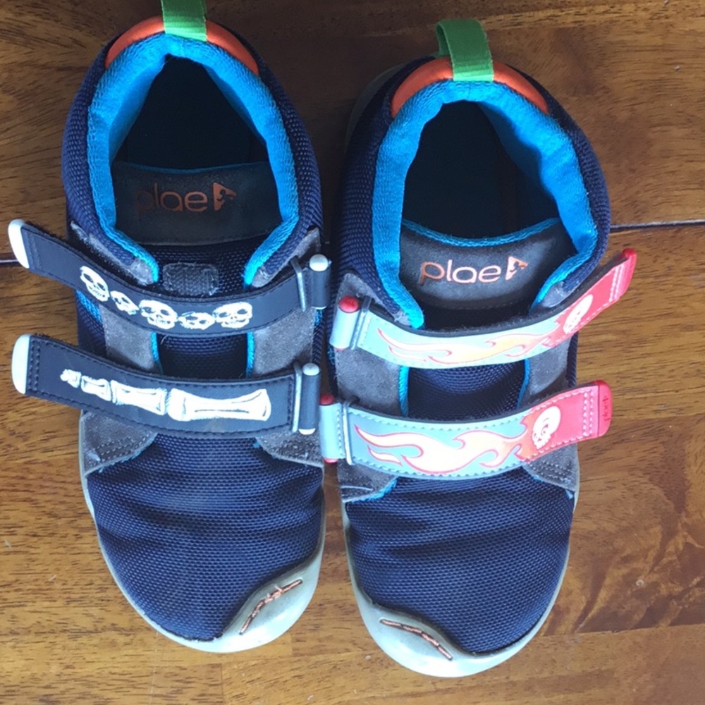 Plae Velcro 13.5